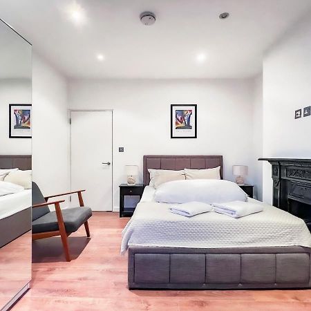 Prime Location Camden Luxury Apt Sleeps 6 London Exterior photo